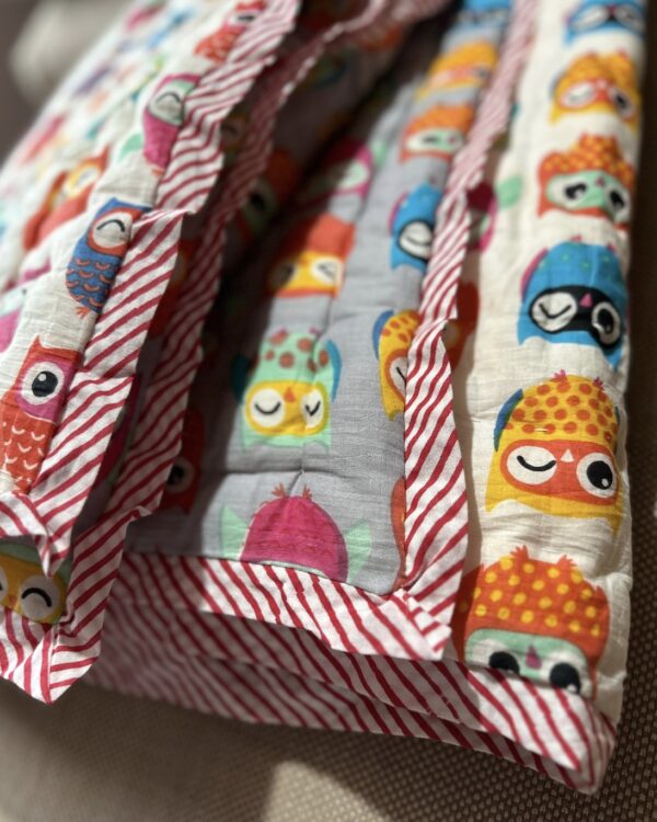 Children's quilt with cute owl design
